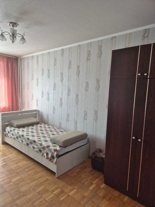 Оренда 3 кімнатної квартири, по вул Вишгородська 30