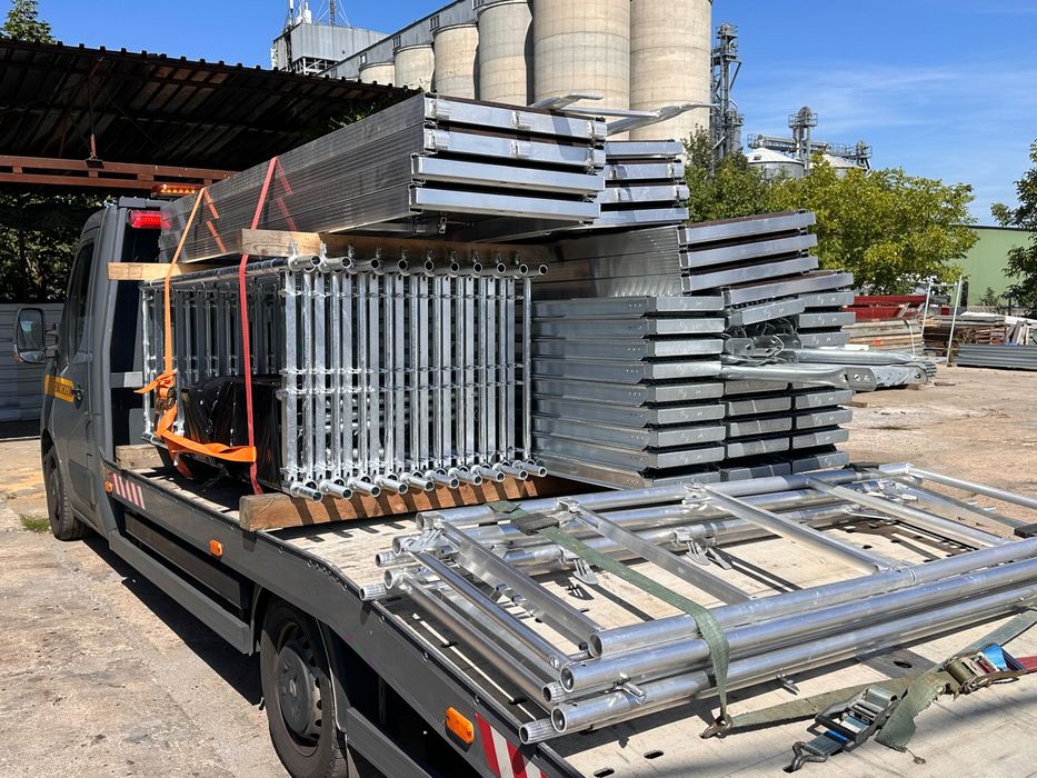 Rusztowanie typ plettac idealne na domki 12 m dł x 8,3 wys. około 100m