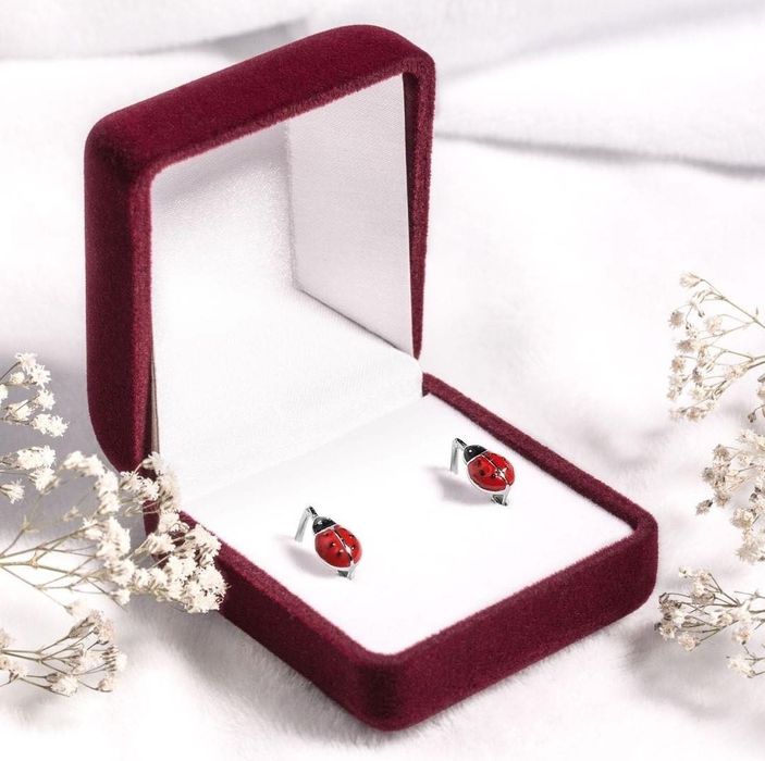 Дуже красиві, срібні, дитячі сережки