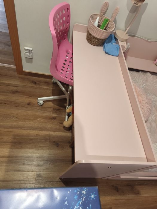 Cama dupla solteiro rosa