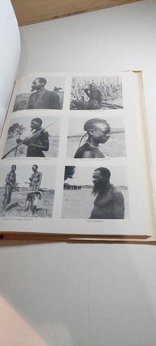 Etnografia de Angola (Sudoeste e Centro) Carlos Estermann (Volume 1)