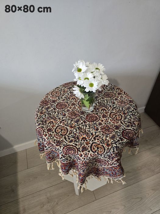 Toalha Decorativa Ghalamkar 80×80 cm – Artesanato Persa | 20 €