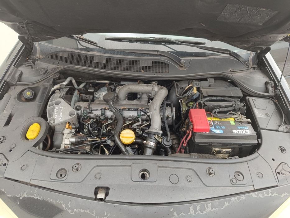 Renault Megane II   1.9 DCI 120 CV