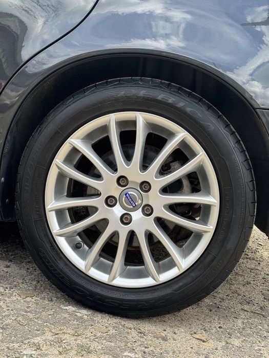Volvo v50 Drive 2010
