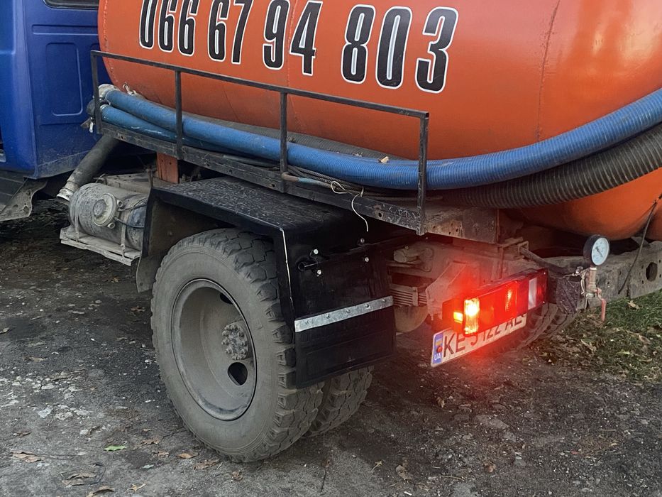 Прочистка труб канализации. Выкачка ям, туалетов