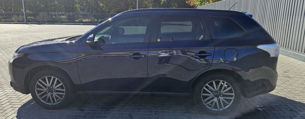 Продам Mitsubishi outlander 3 2,4