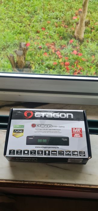 3 Box Satelite muito bom, o  preço é de cada uma