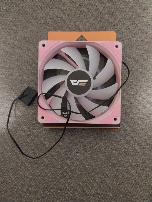 Wentylatory Darkflash Rainbow LED na Molex