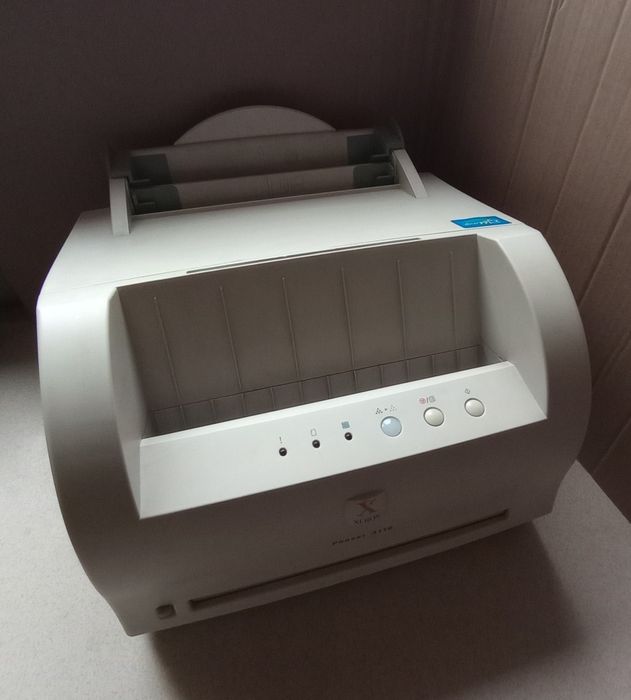 Продам принтер Xerox 3110