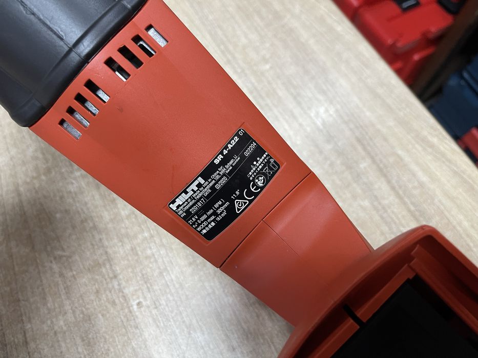Hilti SR 4-A22 / шабельна пила Хілті