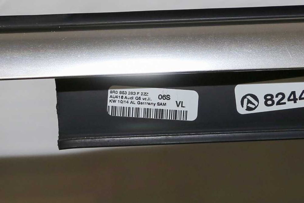 Молдінг скла лівої передньої двері для AUDI Q5 8R