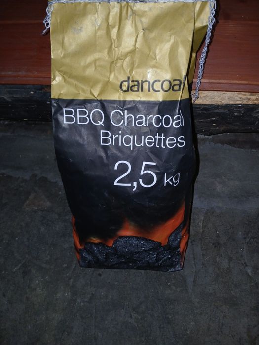 Brykiet z węgla drzewnego