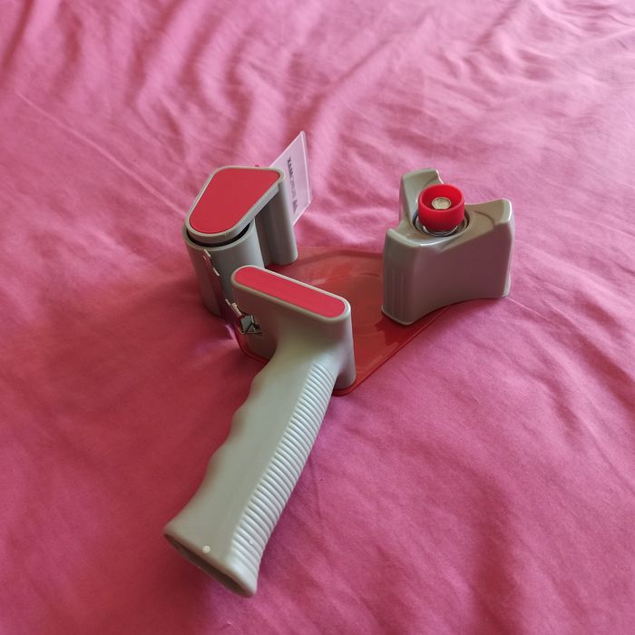 Диспенсер для скотчу