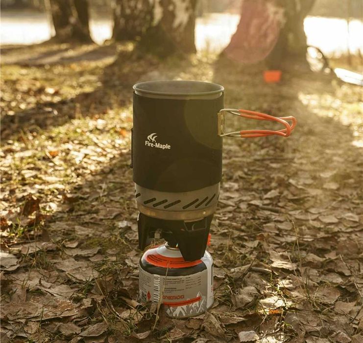 Посуда для готовки с теплообменником, горелкой и котелком