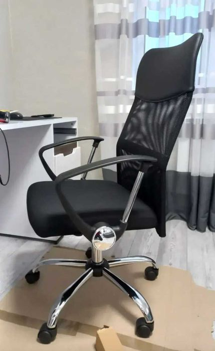 Комп'ютерне крісло з ергономічною спинкою, для дому та офісу