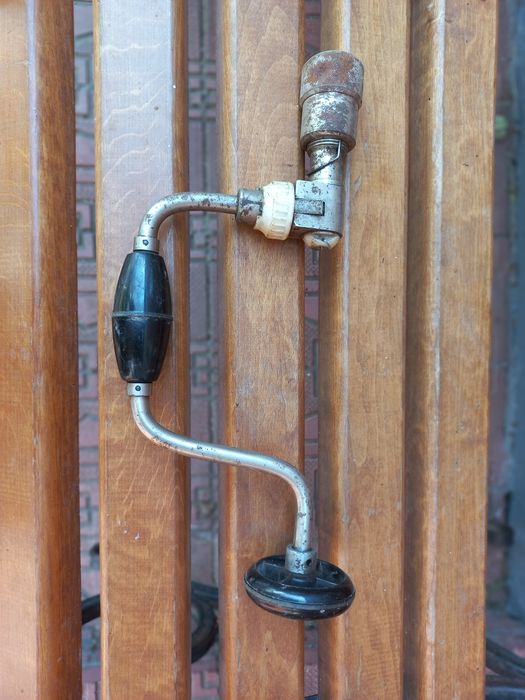 Ручна дрелька. Механічно-ручний привід)