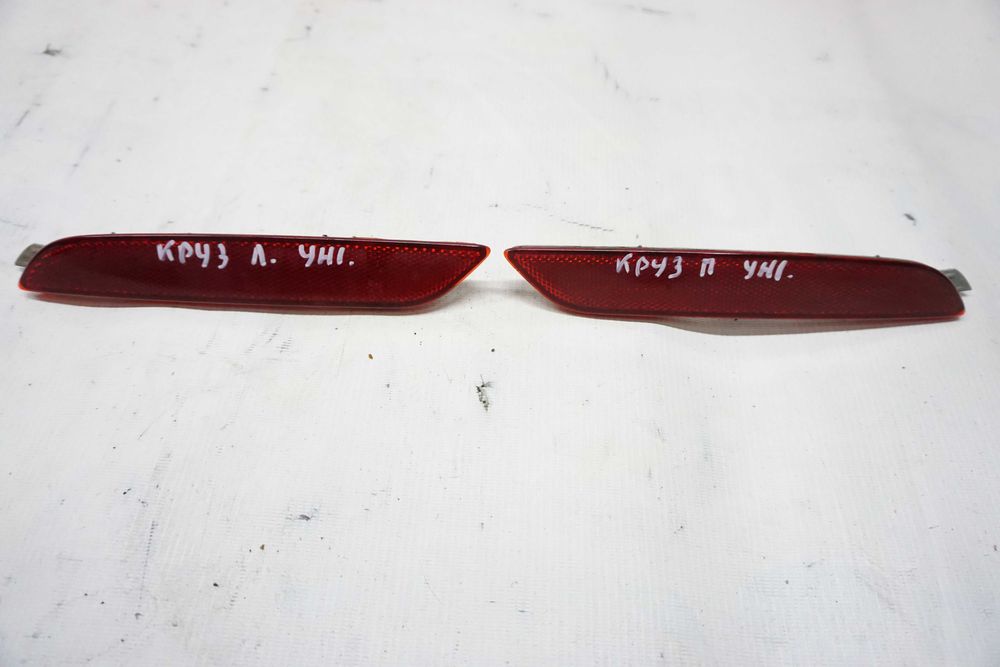 Катафот відбивач заднього бампера Шевроле Круз Універсал