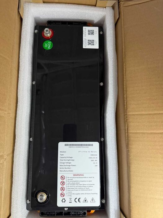 Гібридний інвертор Bluesun BSM-11000LV-48 — 11 кВт та батарея Bluesun