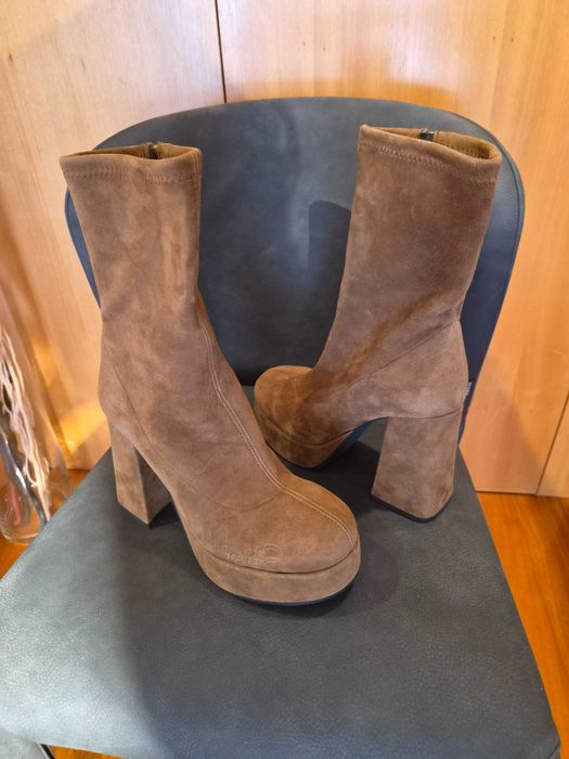 Botins Ovye (novos) - tamanho 39