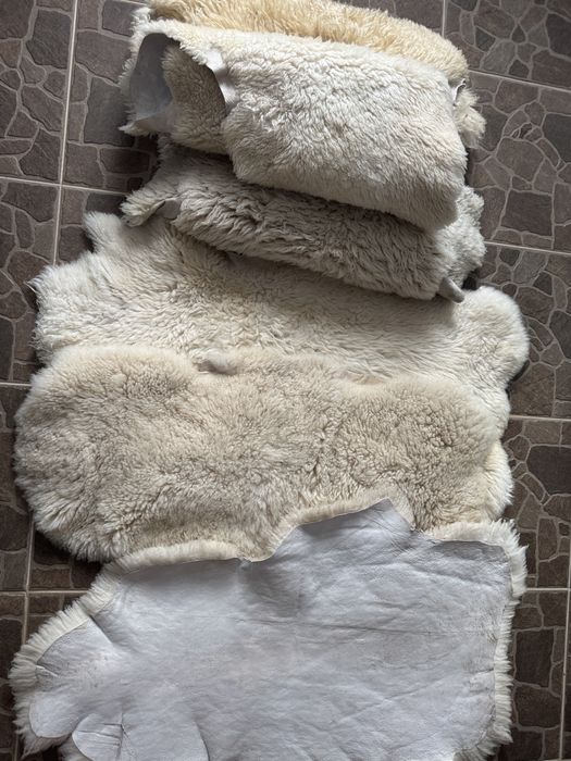 Натуральна овеча шкура