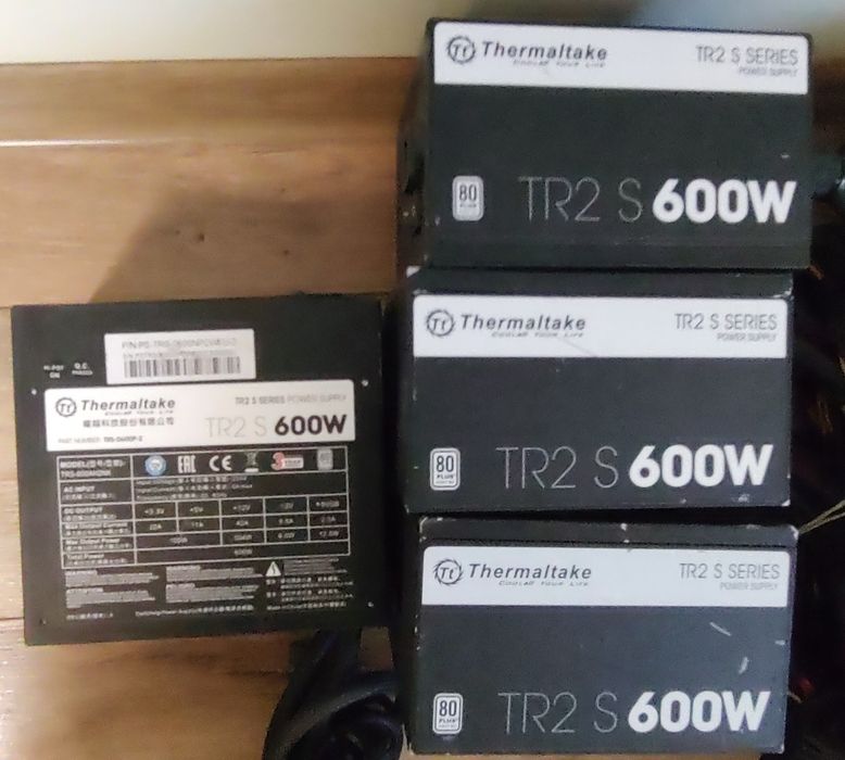 Блоки живлення для ігрових ПК Be quiet Thermaltake 300-850W 6/8pin GPU