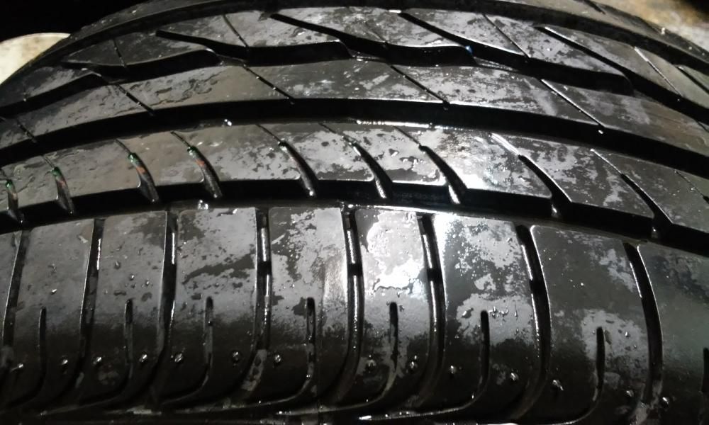 Pneus semi-novos 90% de piso várias medidas