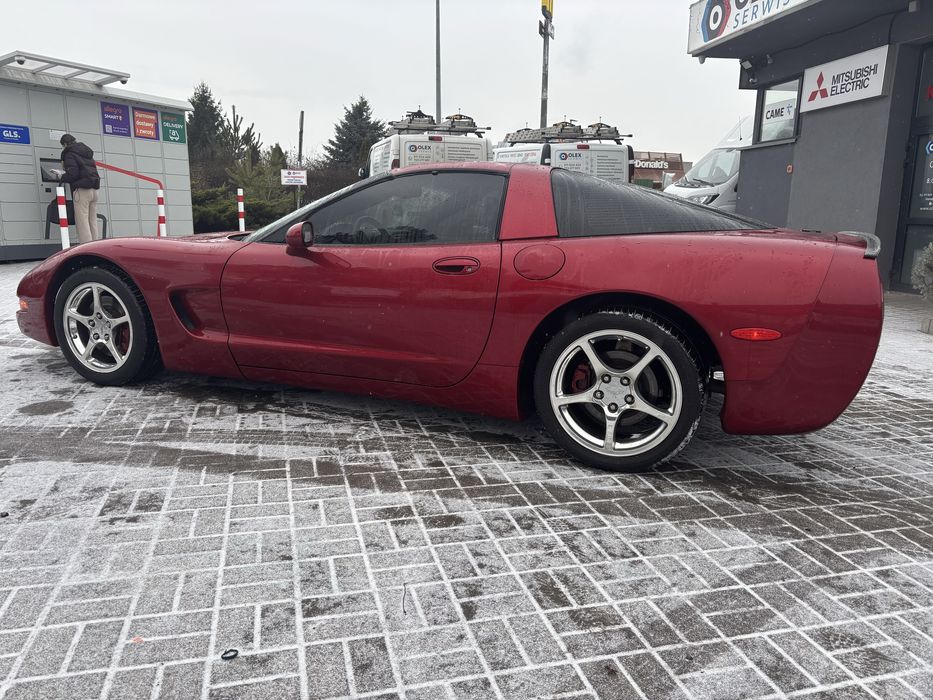Corvette C5  2004r  5.7 355km zam