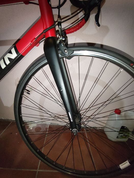 Bicicleta Estrada Btwin Triban 520