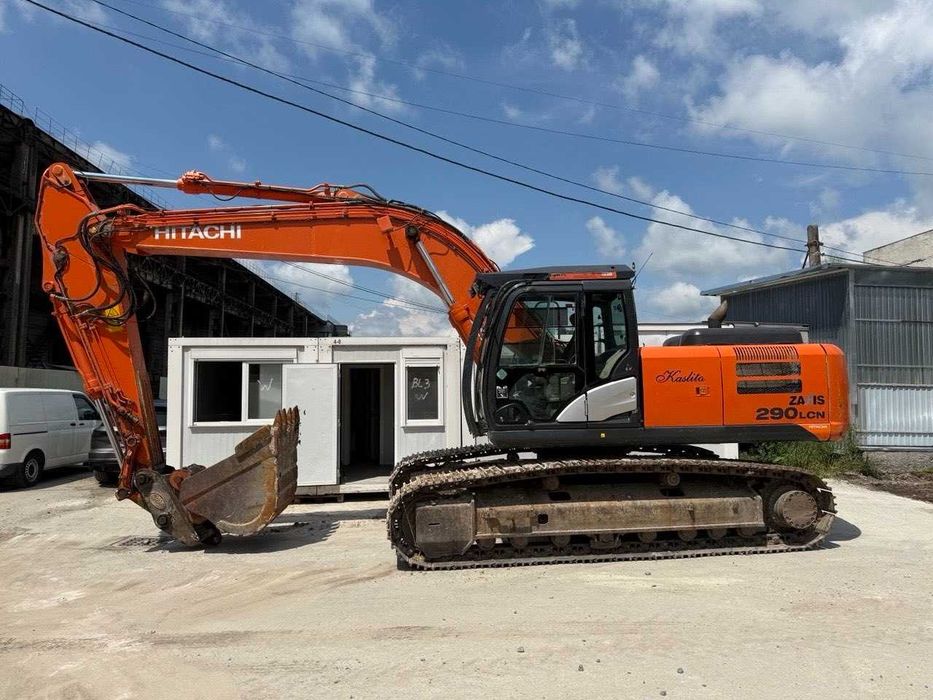 Послуги гусеничного екскаватора HITACHI ZX 290