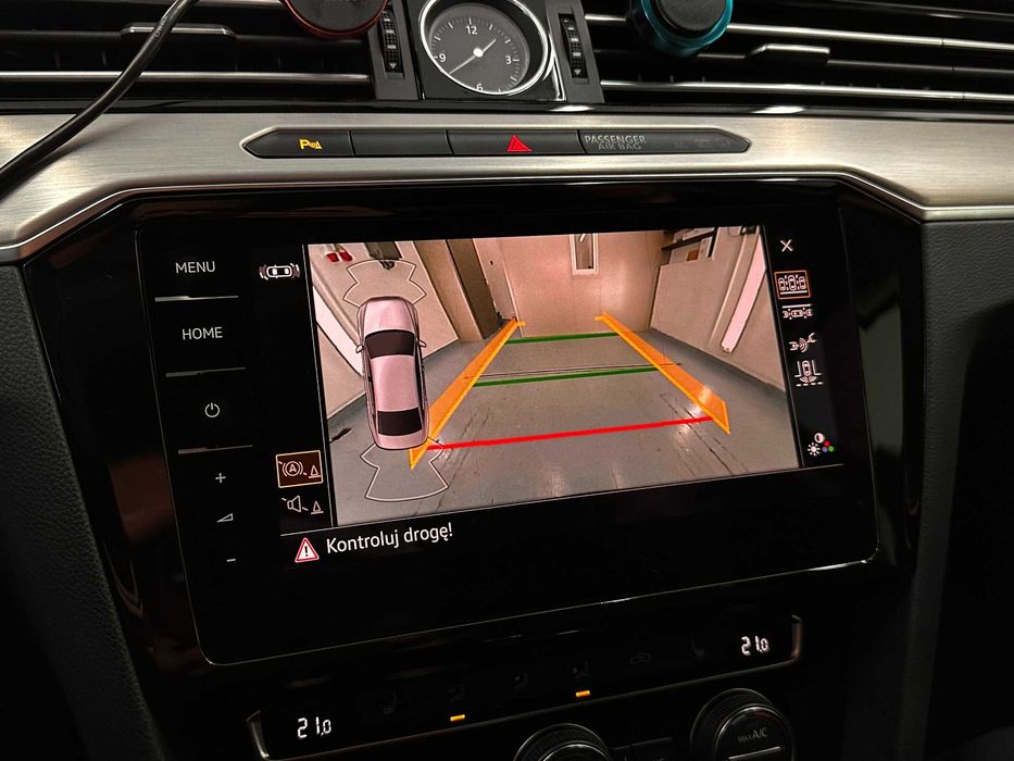 Kamera cofania VW Golf Passat T-Roc Tiguan MONTAŻ Kodowanie Retrofit