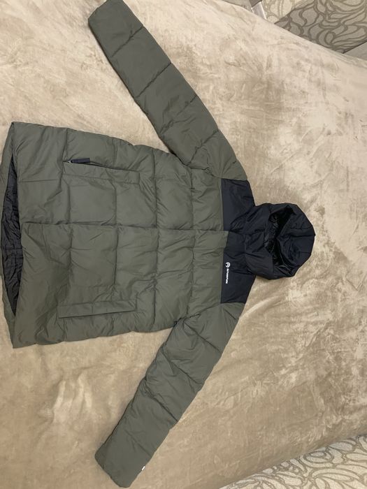 Продам зимову куртку