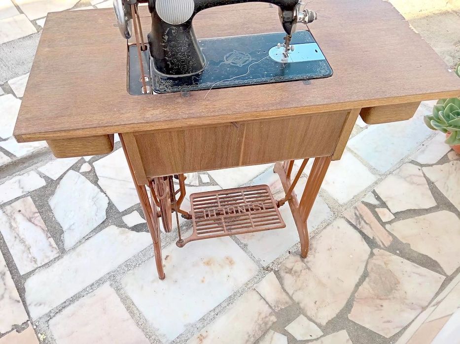 Máquina de costura Singer 15K88 (1959)