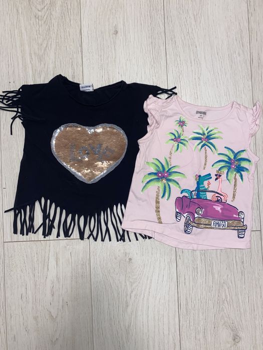 Фірмові футболки для дівчинки