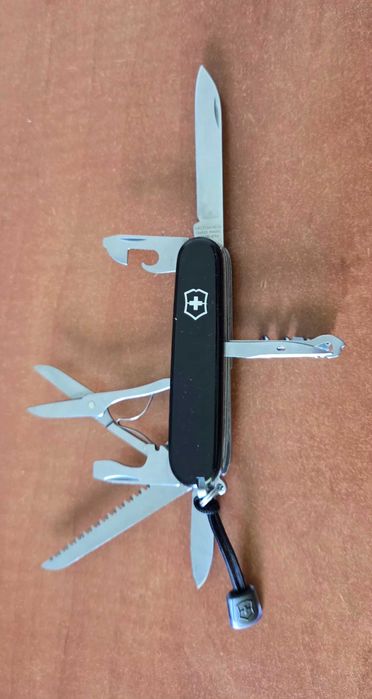 Victorinox Huntsman