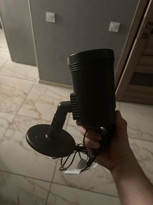 Проэктор снижинок на новый год