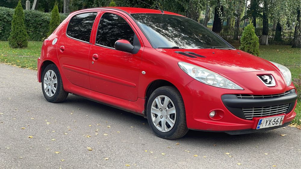 Продам економне авто пежо 206+ Механіка 1.4 Бензин