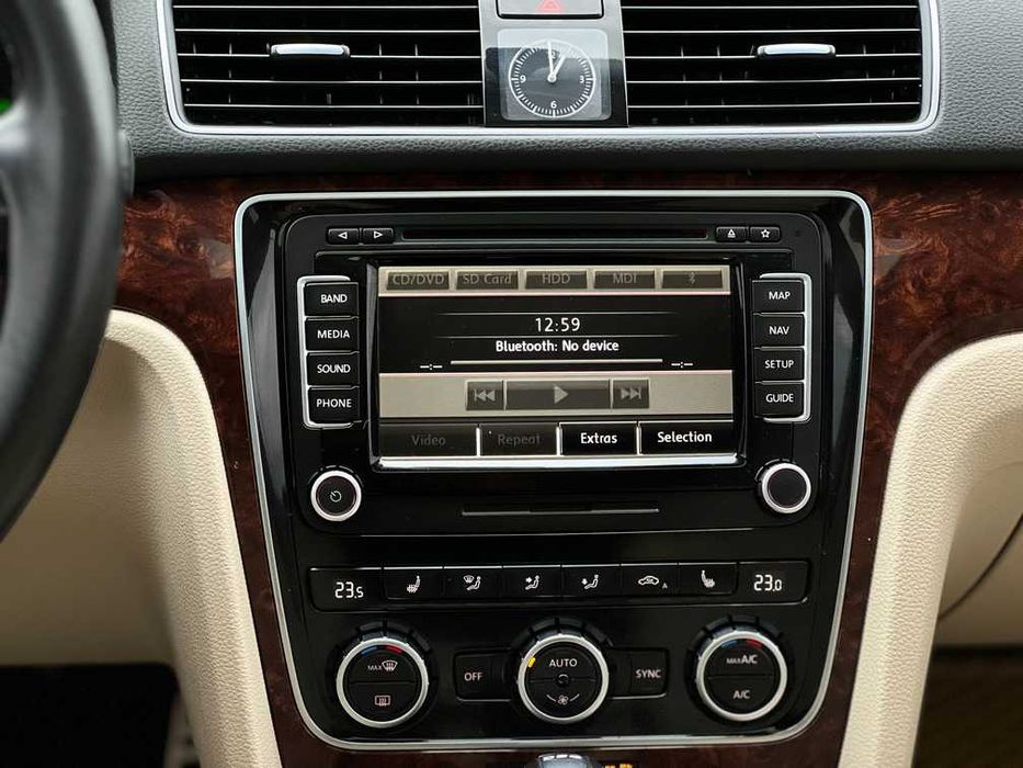 Volkswagen Passat 2012