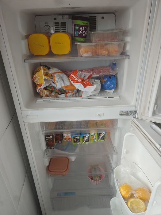 Frigorifico LG, otimo.