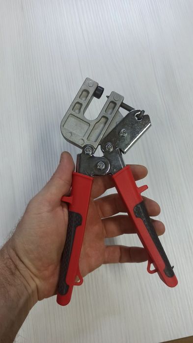 Кліщі для профілю просікач просічка з'єднання гіпсокартонних профілів