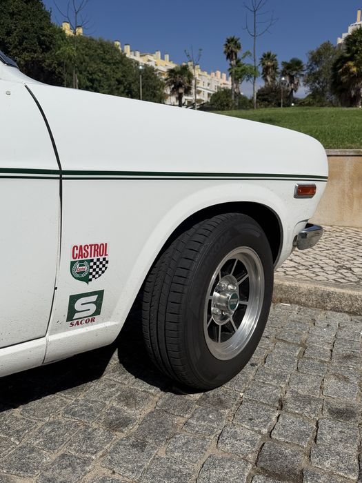Datsun 1200 Van.