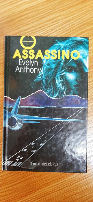 Livro "O Assassino" (Evelyn Anthony)
