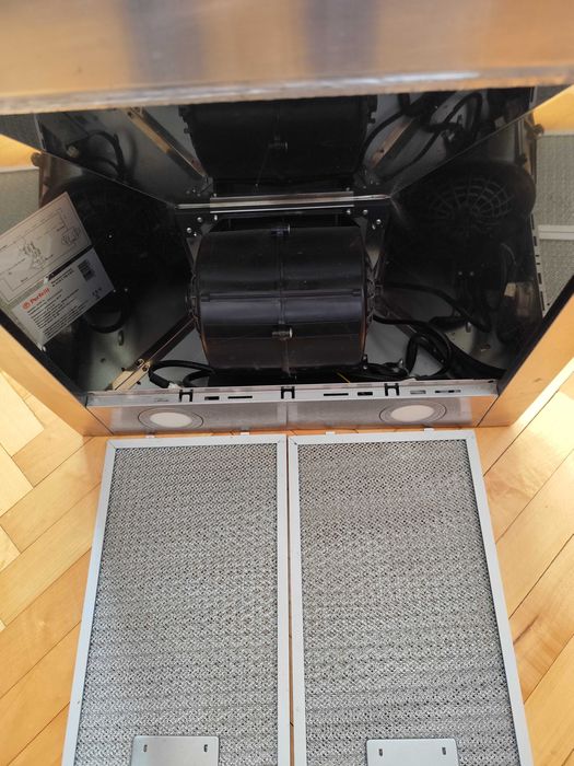 Кухонная купольная вытяжка