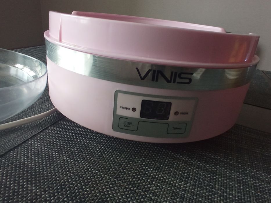 Йогуртниця VINIS, б/в в ідеальному стані