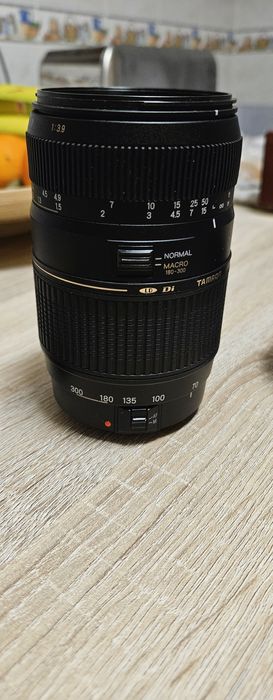Lente Tanrom 70-300mm macro. Venda ou troca por material de iluminação