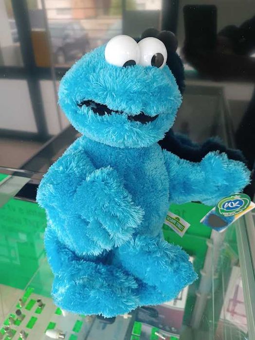 PROMO:Peluche Rua Sésamo Monstro das Bolachas 37cm(new version 2025)