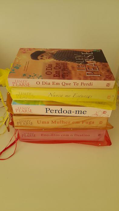 Livros de romance de Lesley Pearse