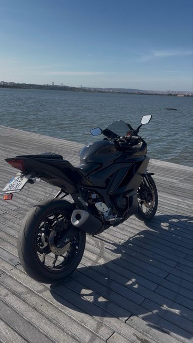Yamaha Yzf-R3 321cc Preta