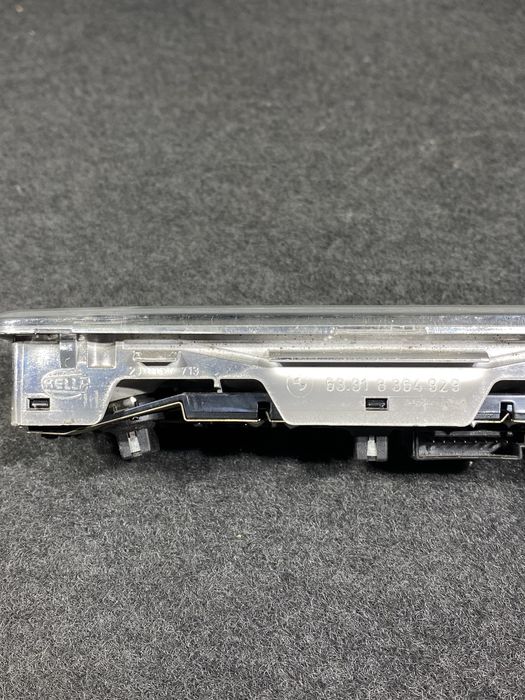 Плафон передній BMW E46 Код:1030