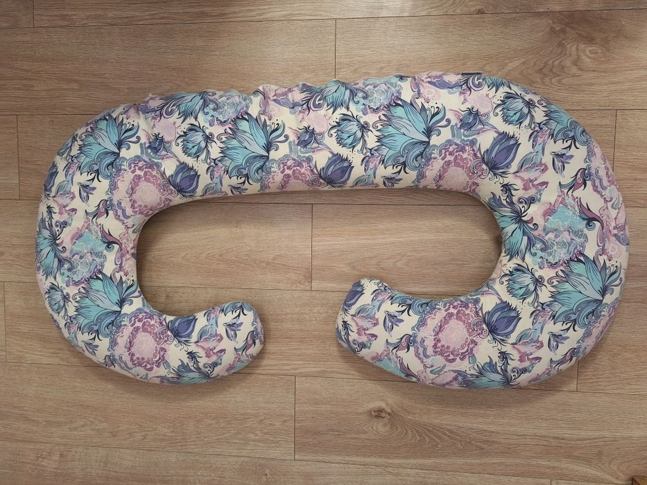 Poduszka ciążowa typu C SuperMami rogal do spania i karmienia