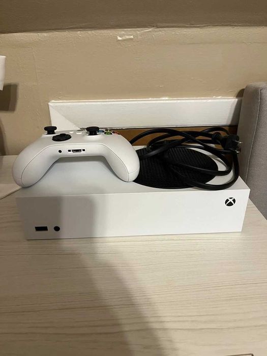 Xbox series s z padem